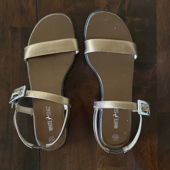 White Stag ~ Brown Strappy Sandals ~ Size 6.5 - Picture 1 of 6